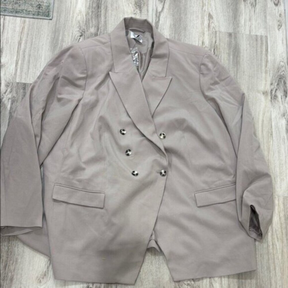 Nine West Women's taupe double breasted blazer size 4X  new